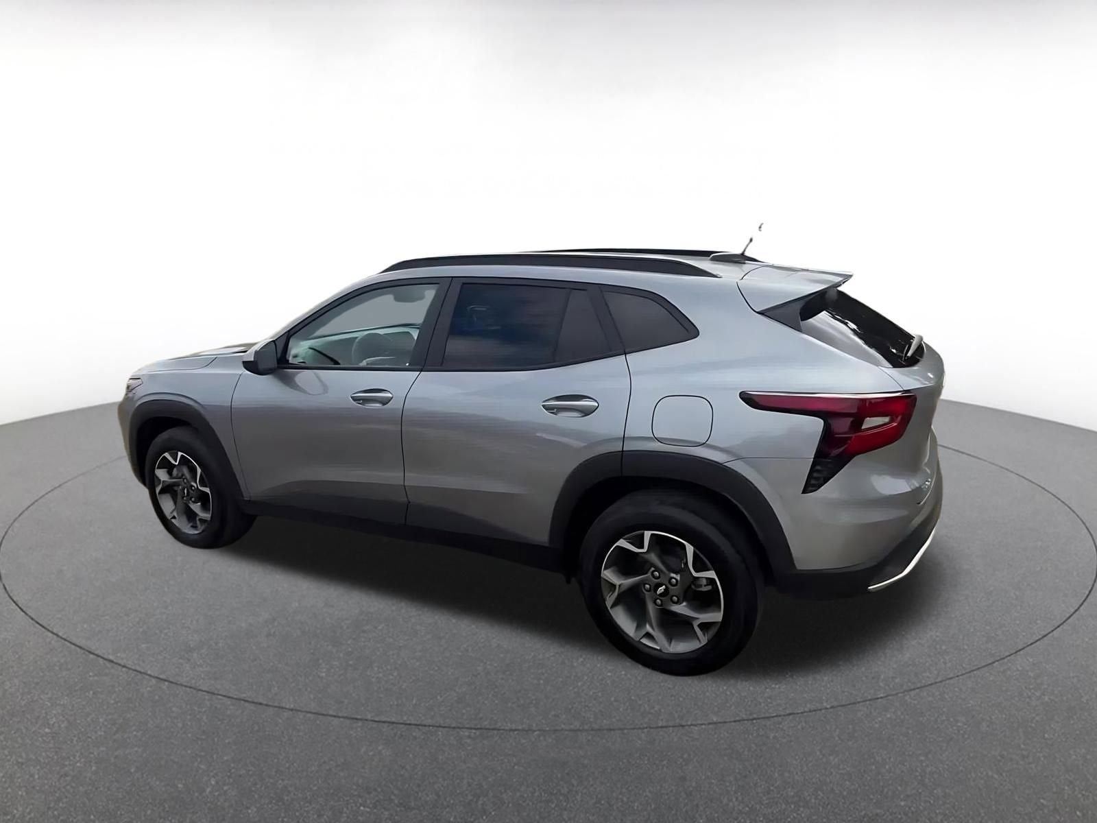 Thumbnail: 2025 Chevrolet Trax - 10