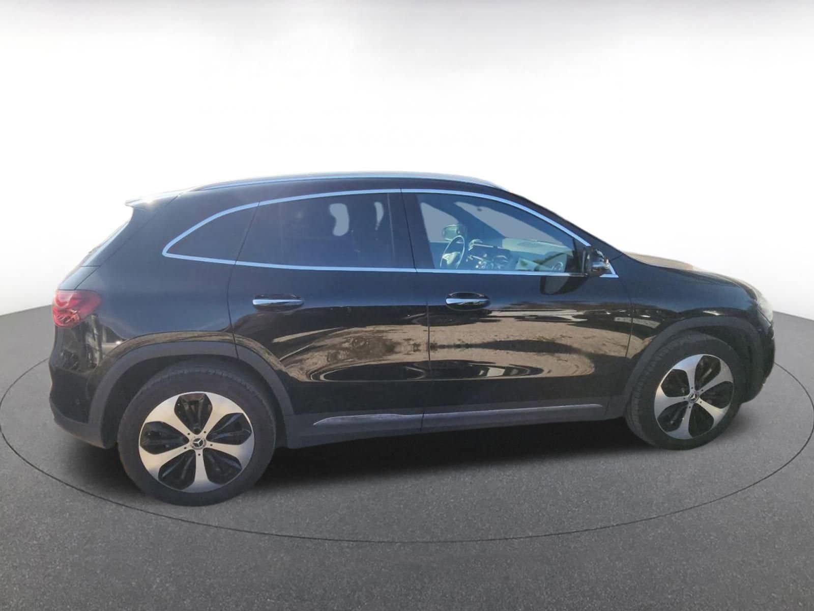 Thumbnail: 2025 Mercedes-Benz GLA - 8