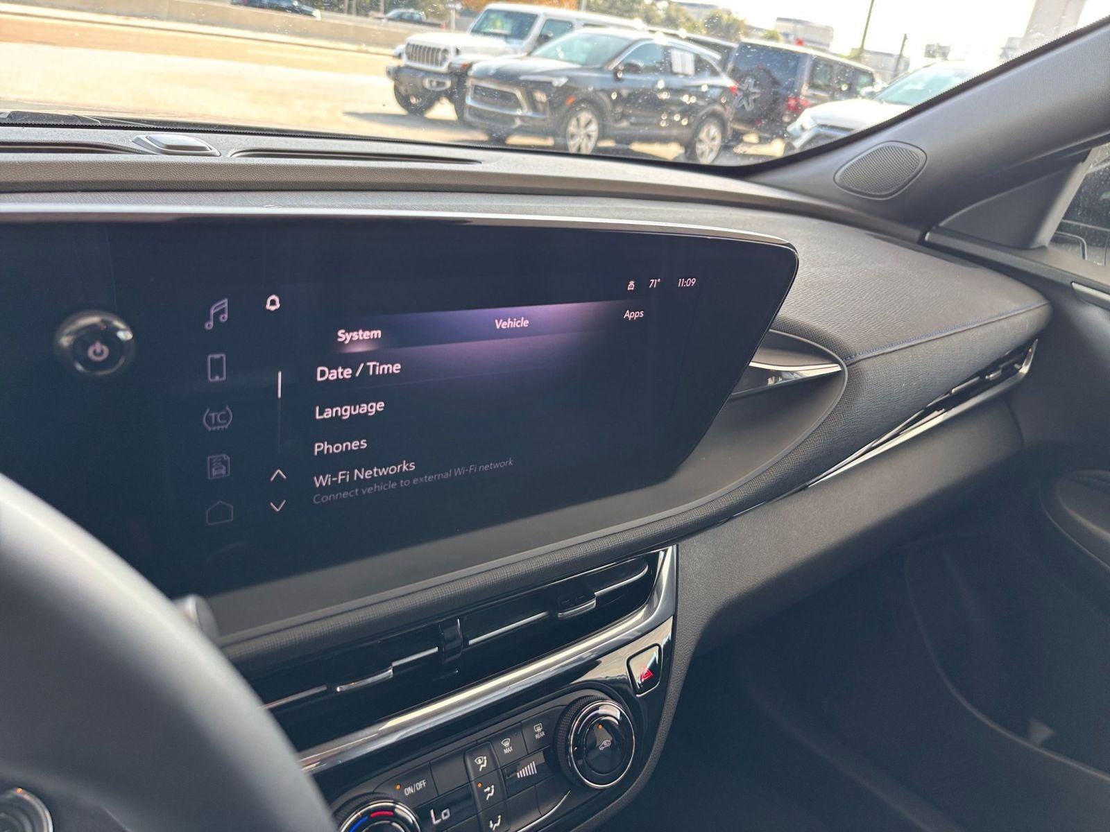 Thumbnail: 2025 Buick Envista - 21