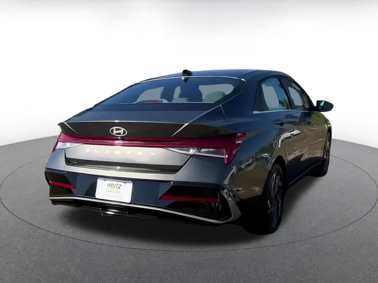 Thumbnail: 2025 Hyundai Elantra - 15