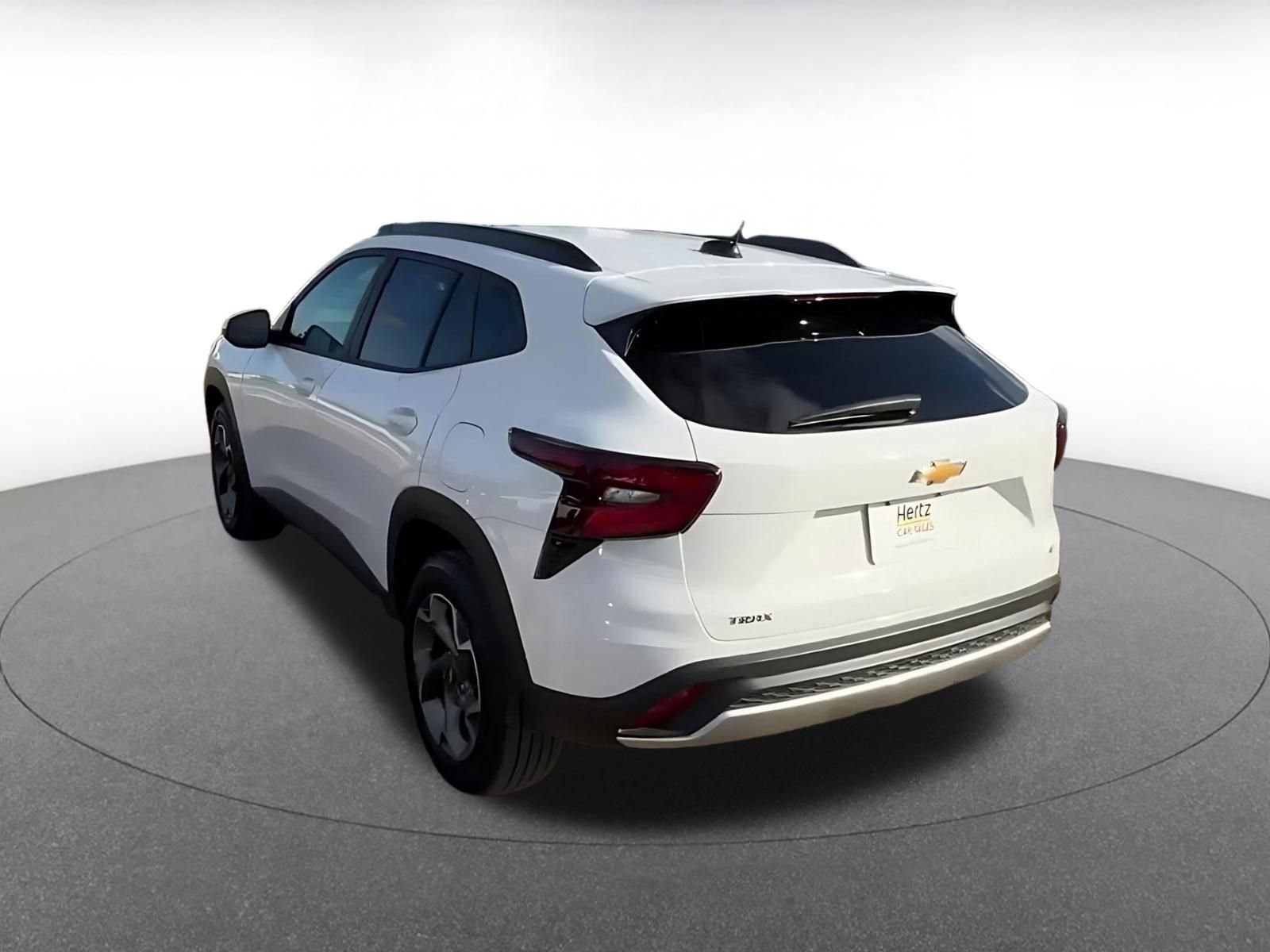 Thumbnail: 2025 Chevrolet Trax - 11