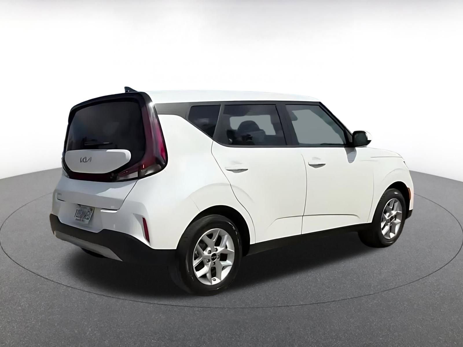 Thumbnail: 2025 Kia Soul - 17