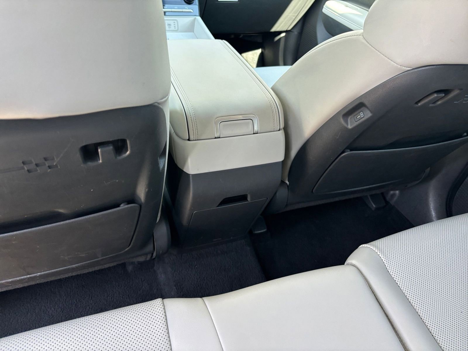 Thumbnail: 2025 Hyundai Santa Fe - 25