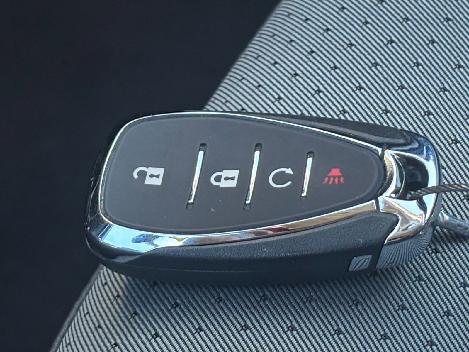 Thumbnail: 2025 Chevrolet Trax - 22