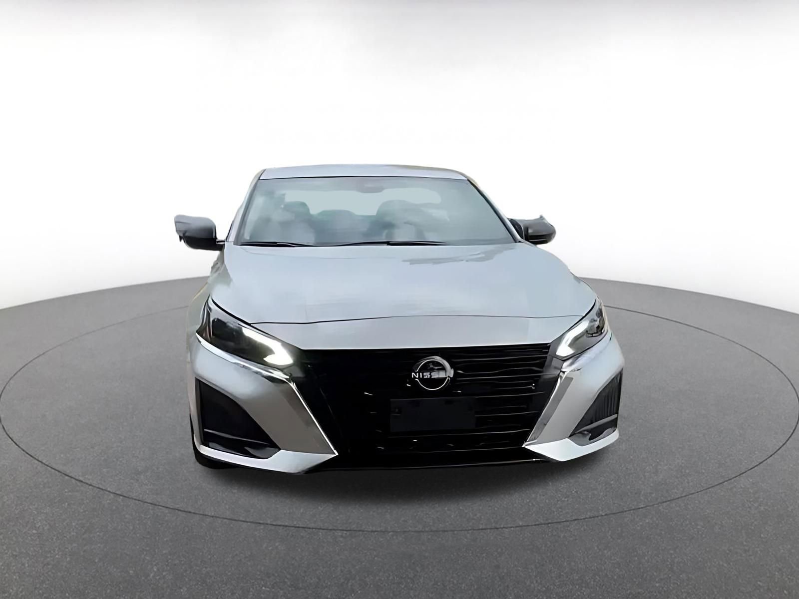 Thumbnail: 2025 Nissan Altima - 4