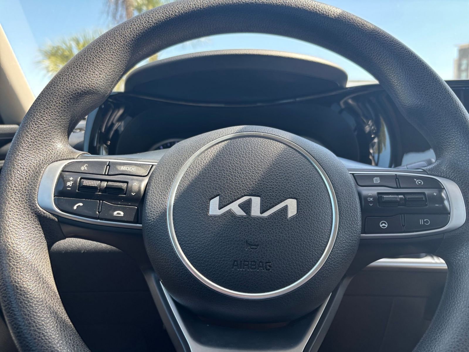 Thumbnail: 2023 Kia K5 - 29