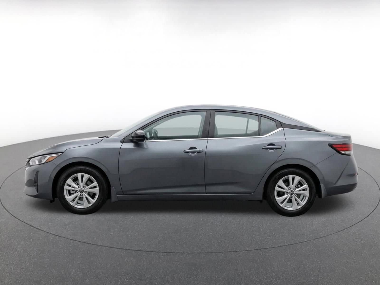 Thumbnail: 2025 Nissan Sentra - 4