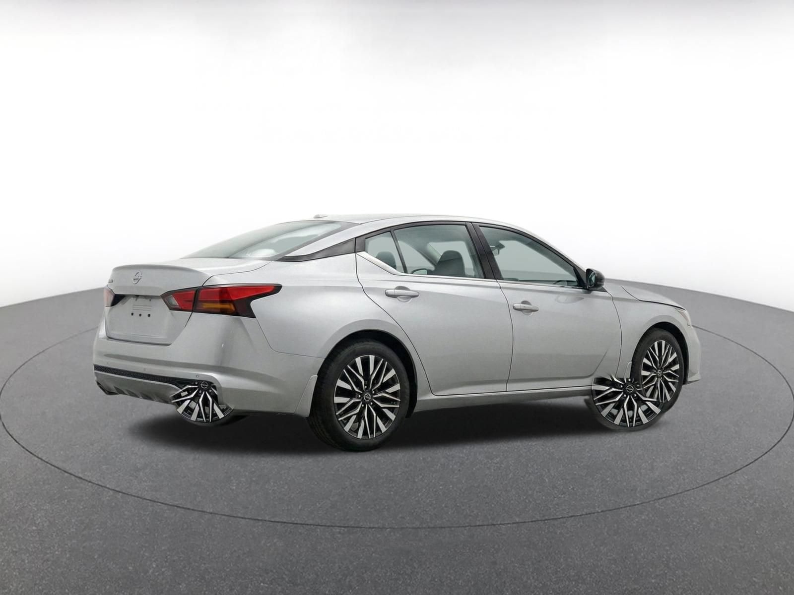 Thumbnail: 2026 Nissan Altima - 9