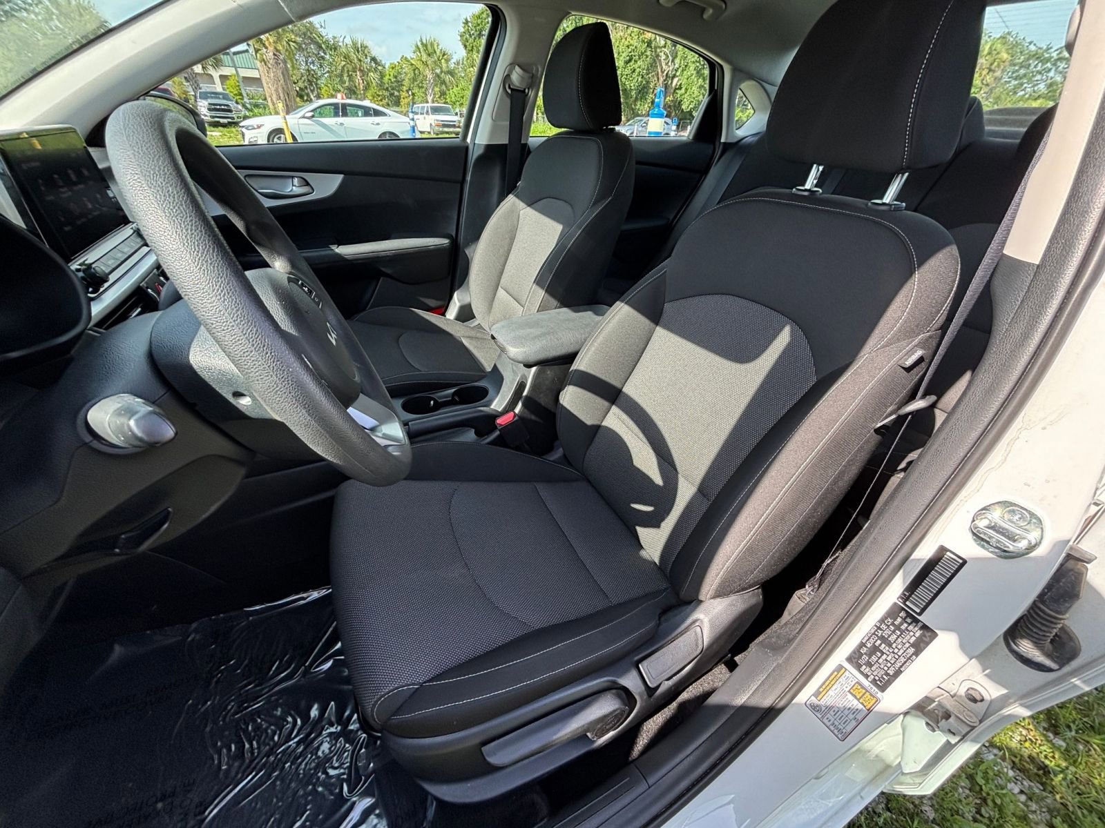 Thumbnail: 2024 Kia Forte - 29