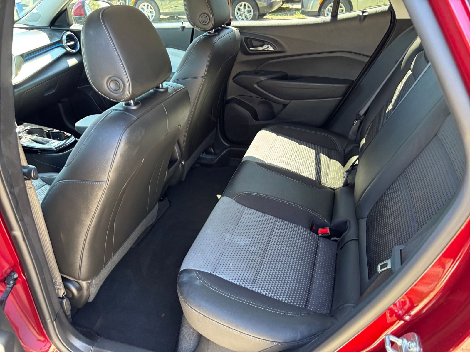 Thumbnail: 2025 Chevrolet Trax - 27