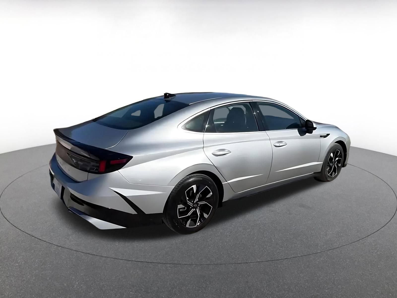 Thumbnail: 2025 Hyundai Sonata - 14