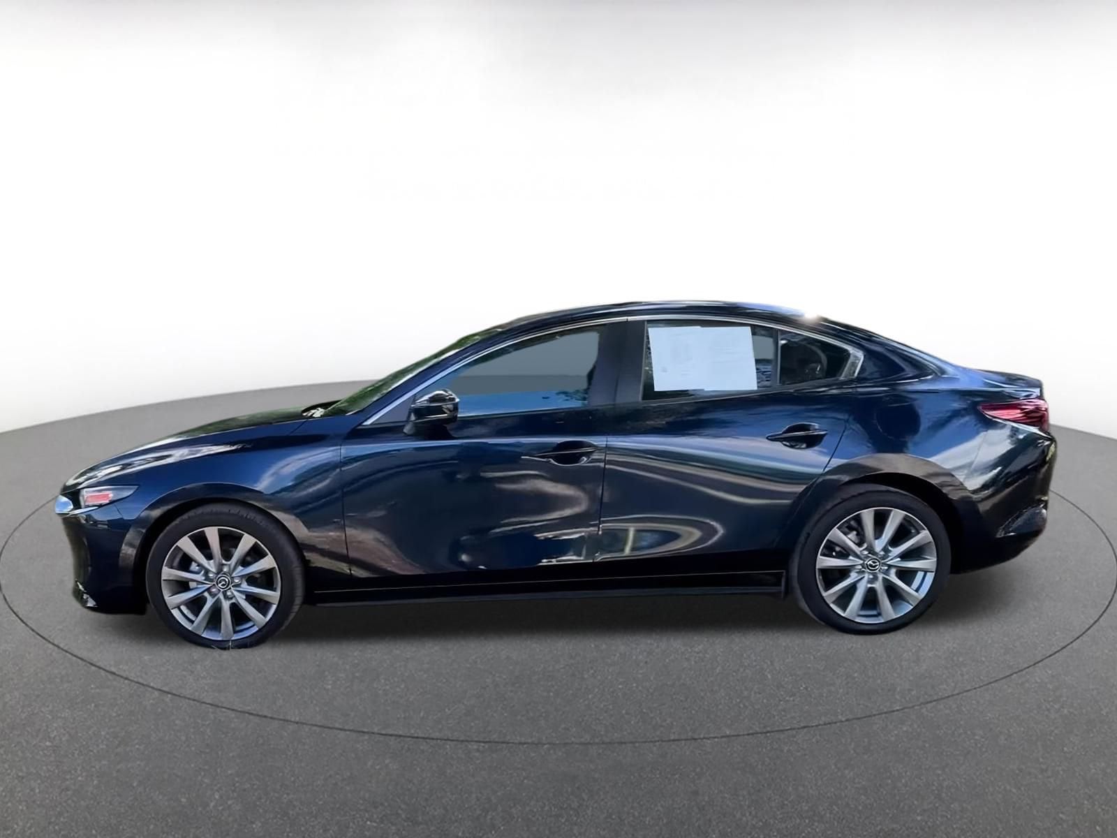 Thumbnail: 2025 Mazda Mazda3 - 9