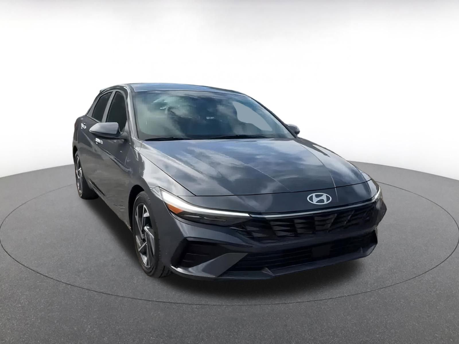 Thumbnail: 2025 Hyundai Elantra - 2