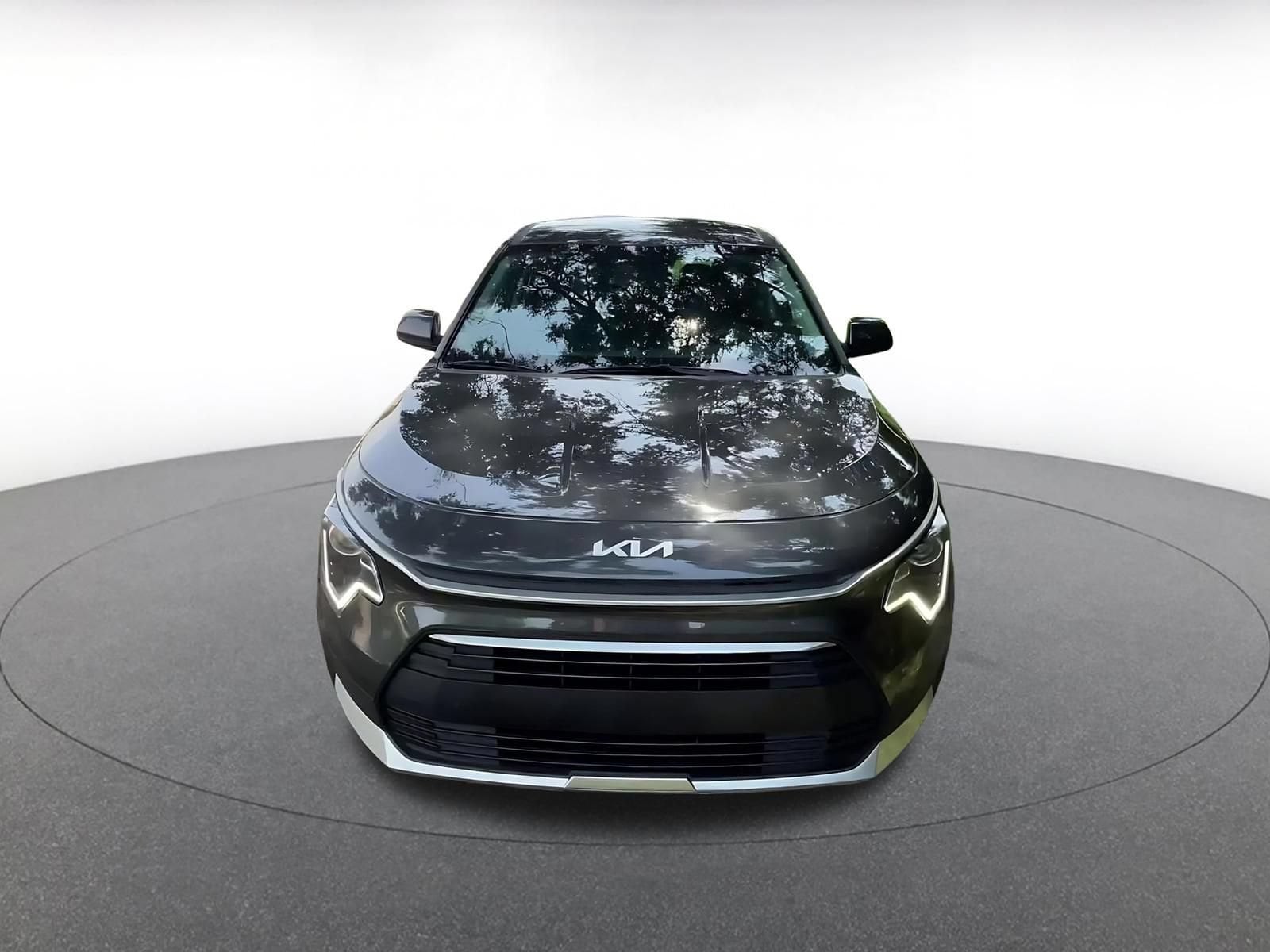 Thumbnail: 2026 Kia Niro - 3