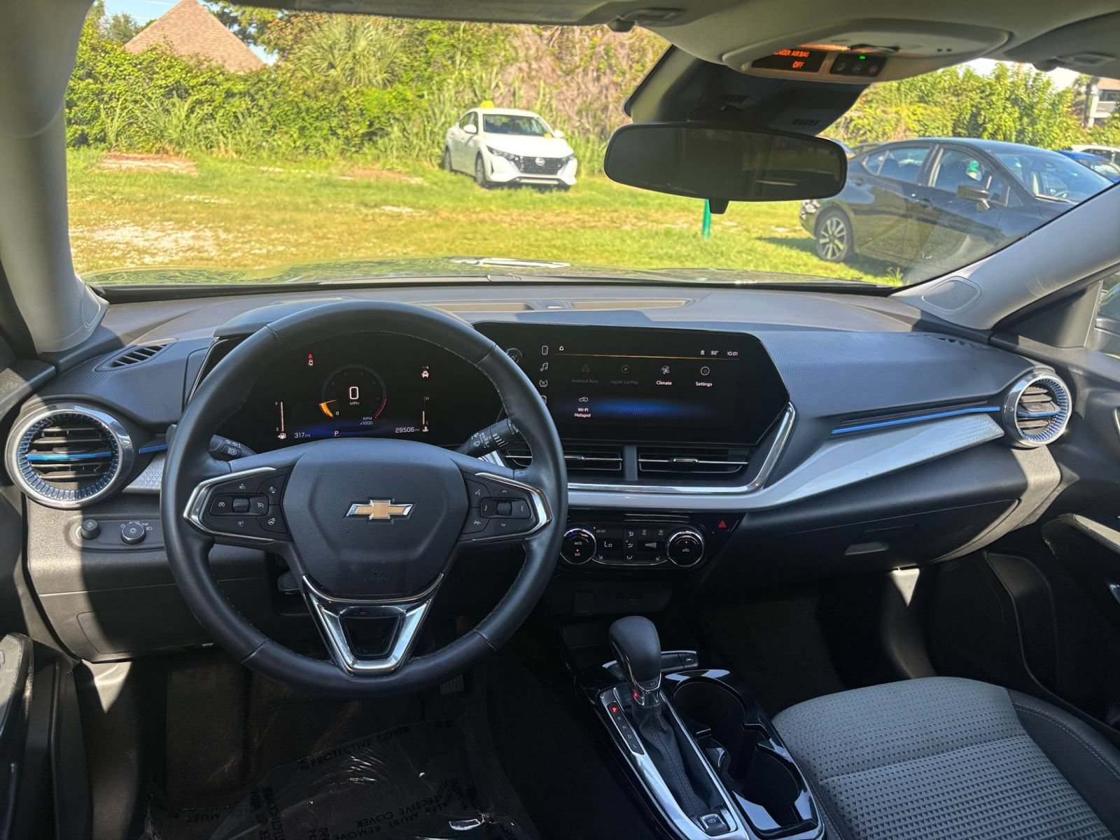 Thumbnail: 2025 Chevrolet Trax - 33