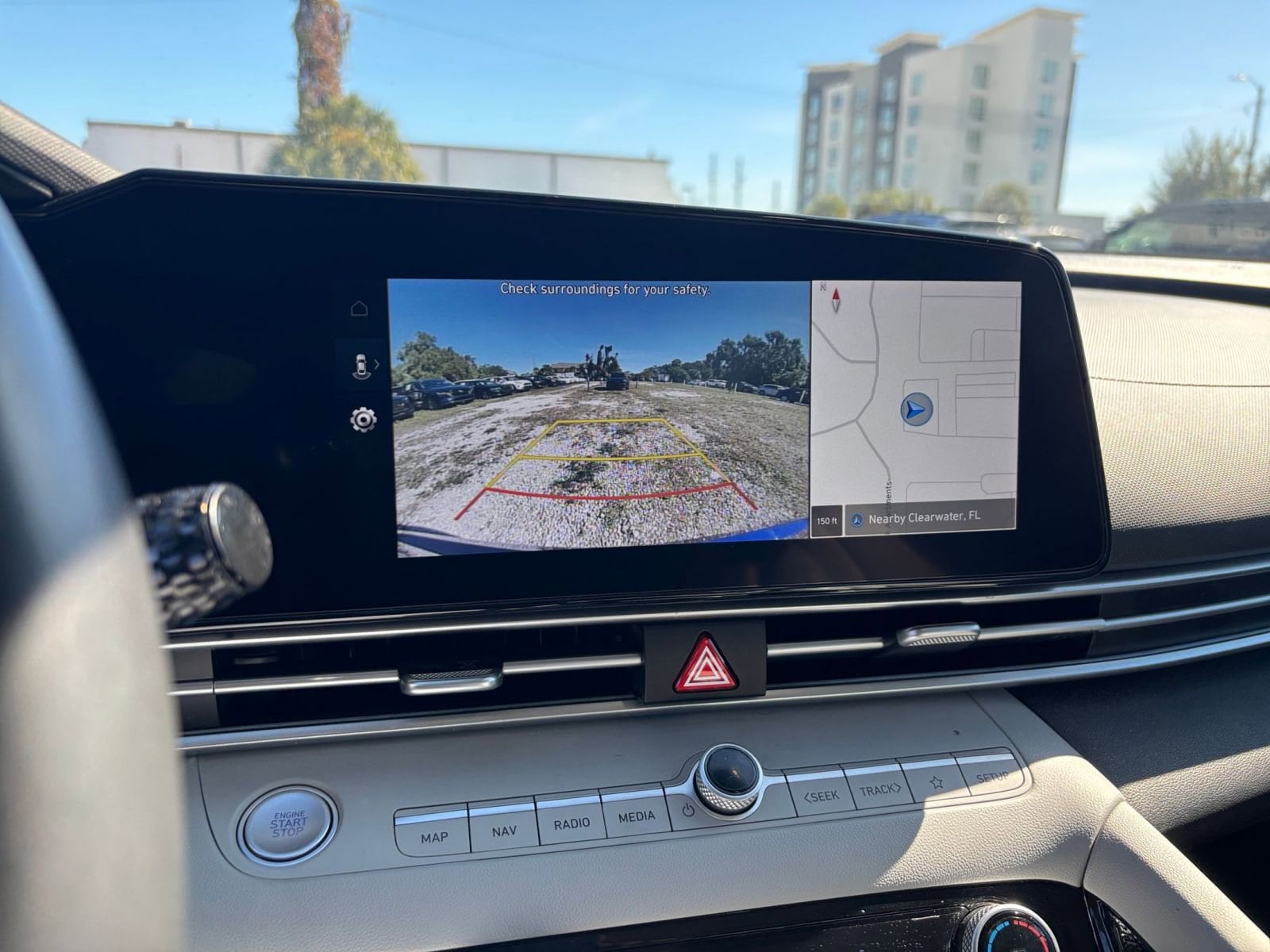 Thumbnail: 2025 Hyundai Elantra - 17