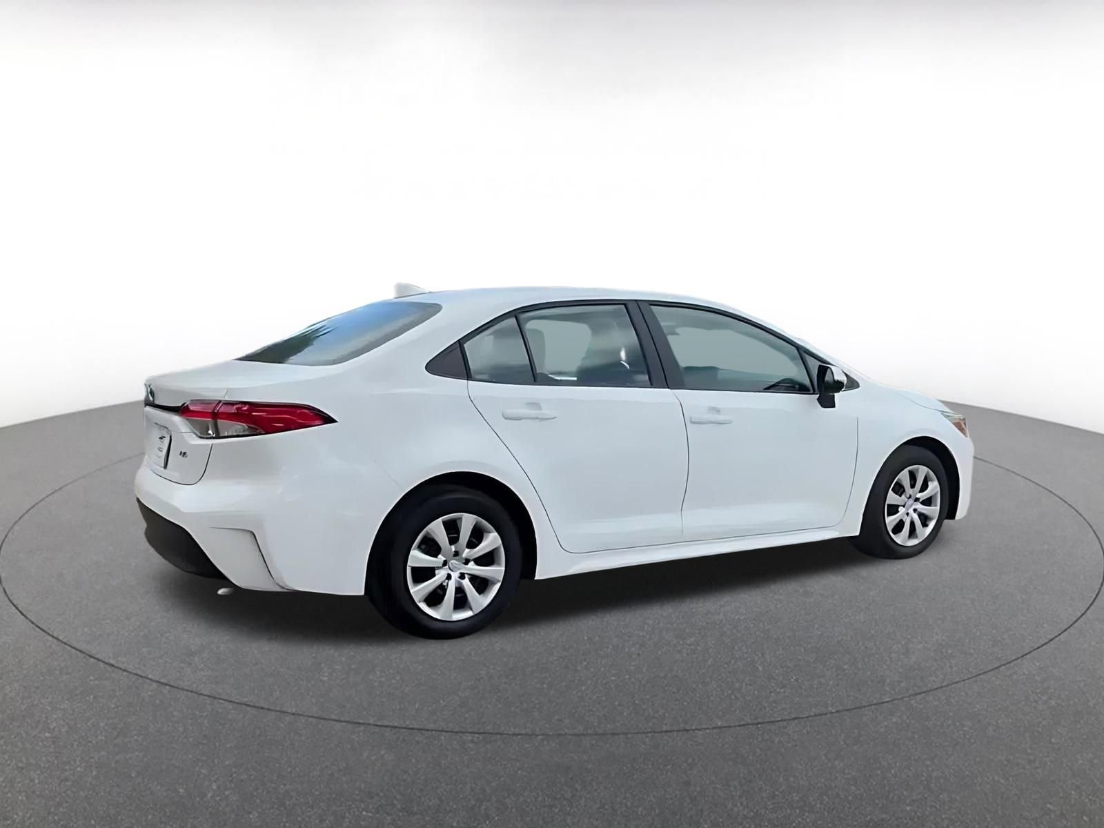 Thumbnail: 2025 Toyota Corolla - 14