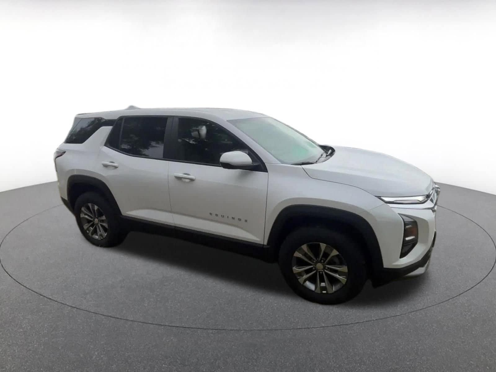 Thumbnail: 2025 Chevrolet Equinox - 2