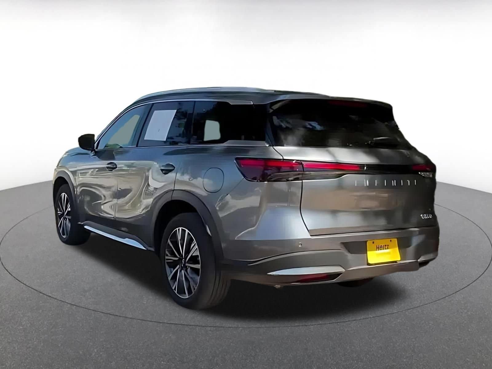 Thumbnail: 2026 INFINITI QX60 - 11