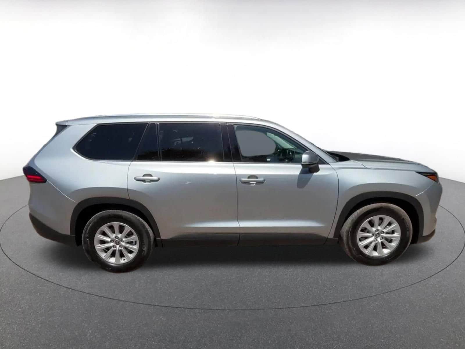 Thumbnail: 2025 Toyota Grand Highlander - 16