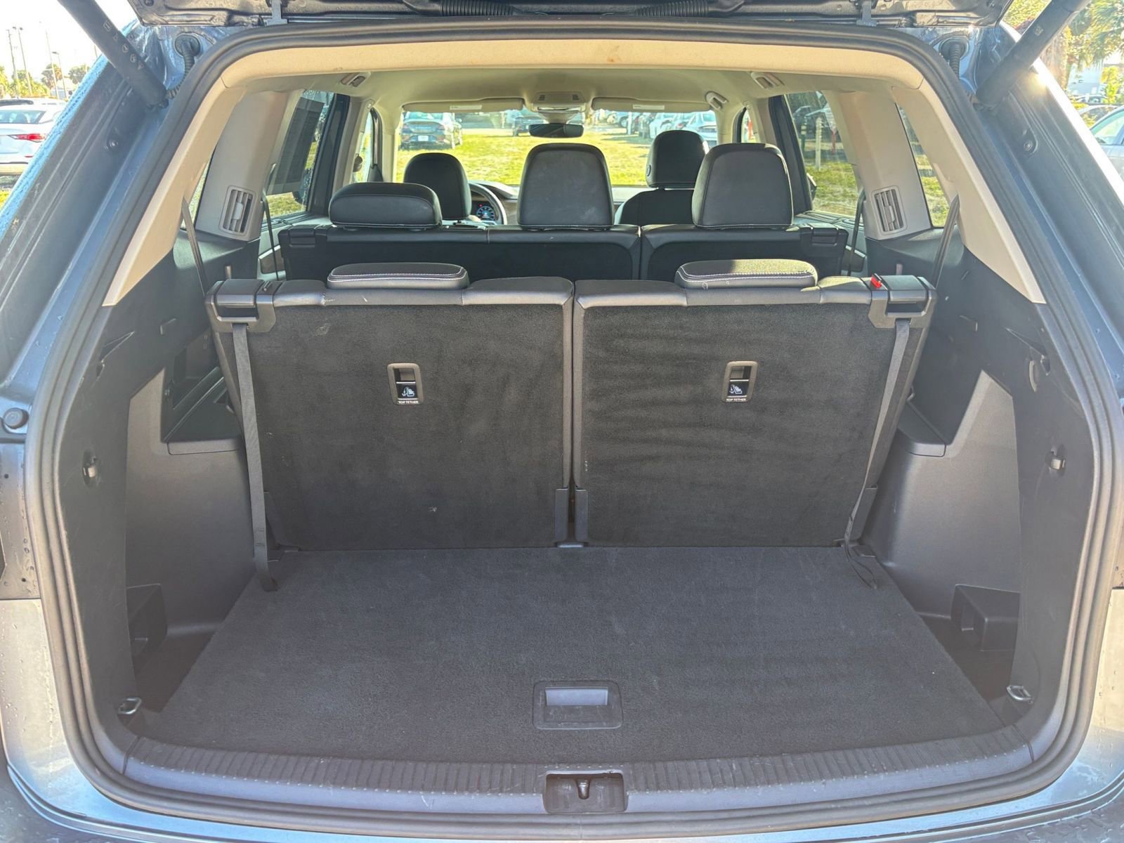 Thumbnail: 2025 Volkswagen Atlas - 33