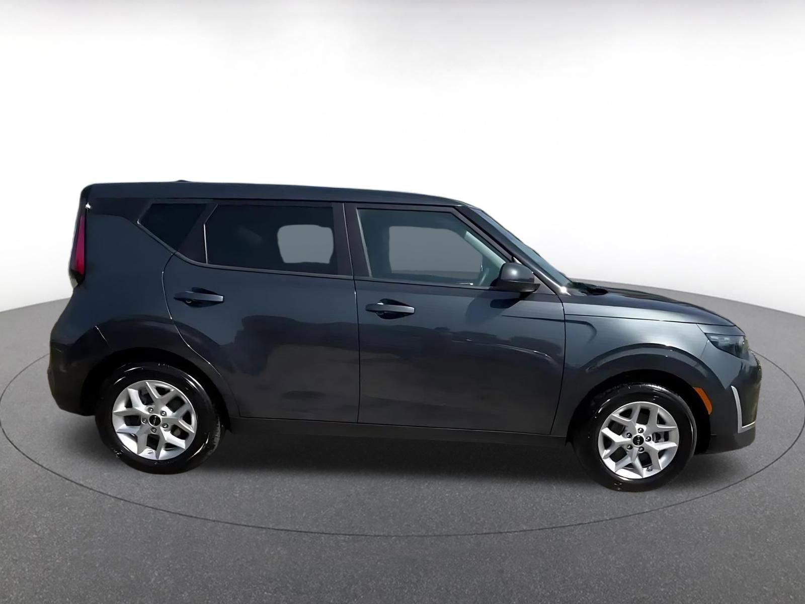 Thumbnail: 2025 Kia Soul - 16