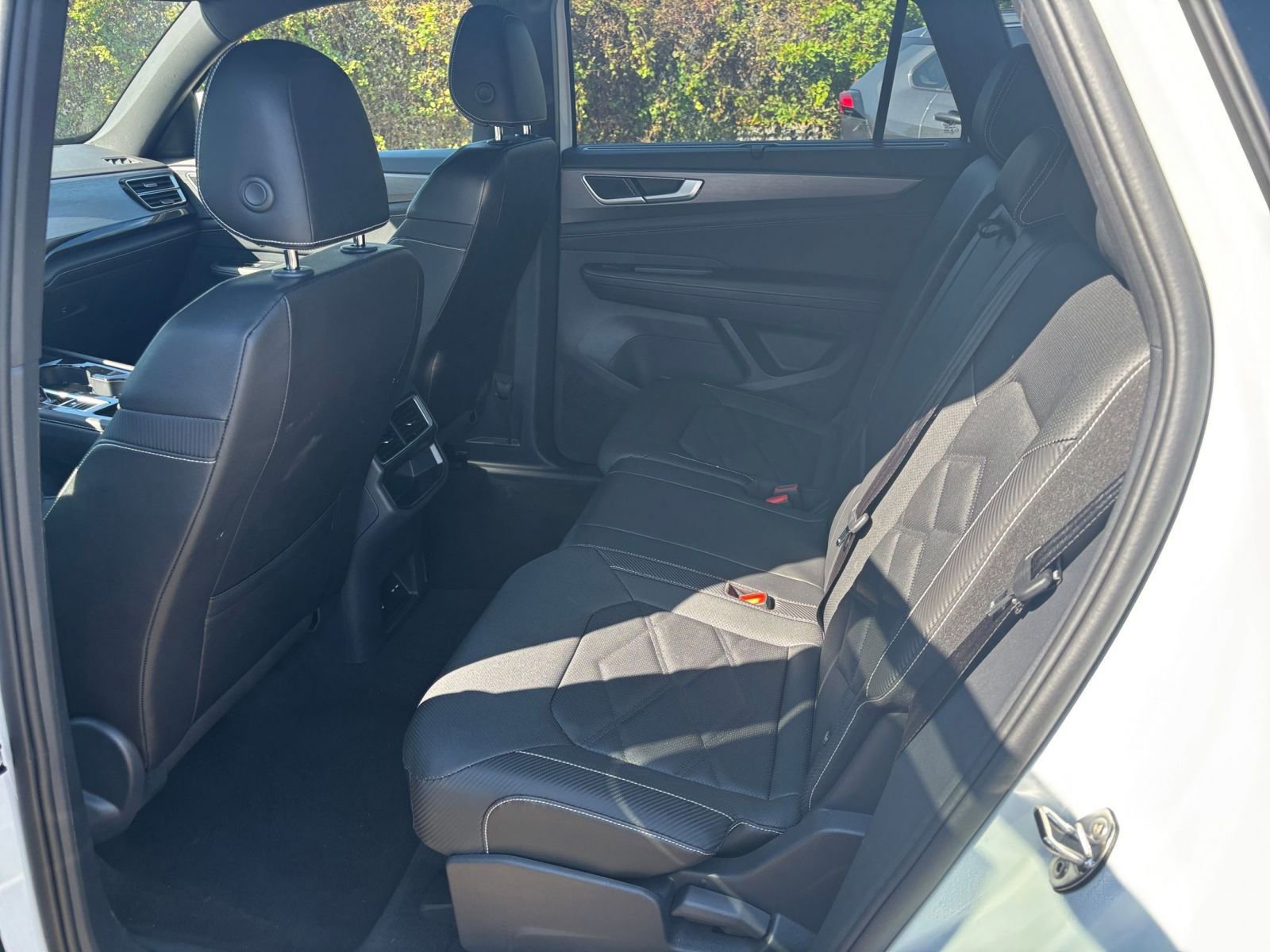 Thumbnail: 2025 Volkswagen Atlas - 25