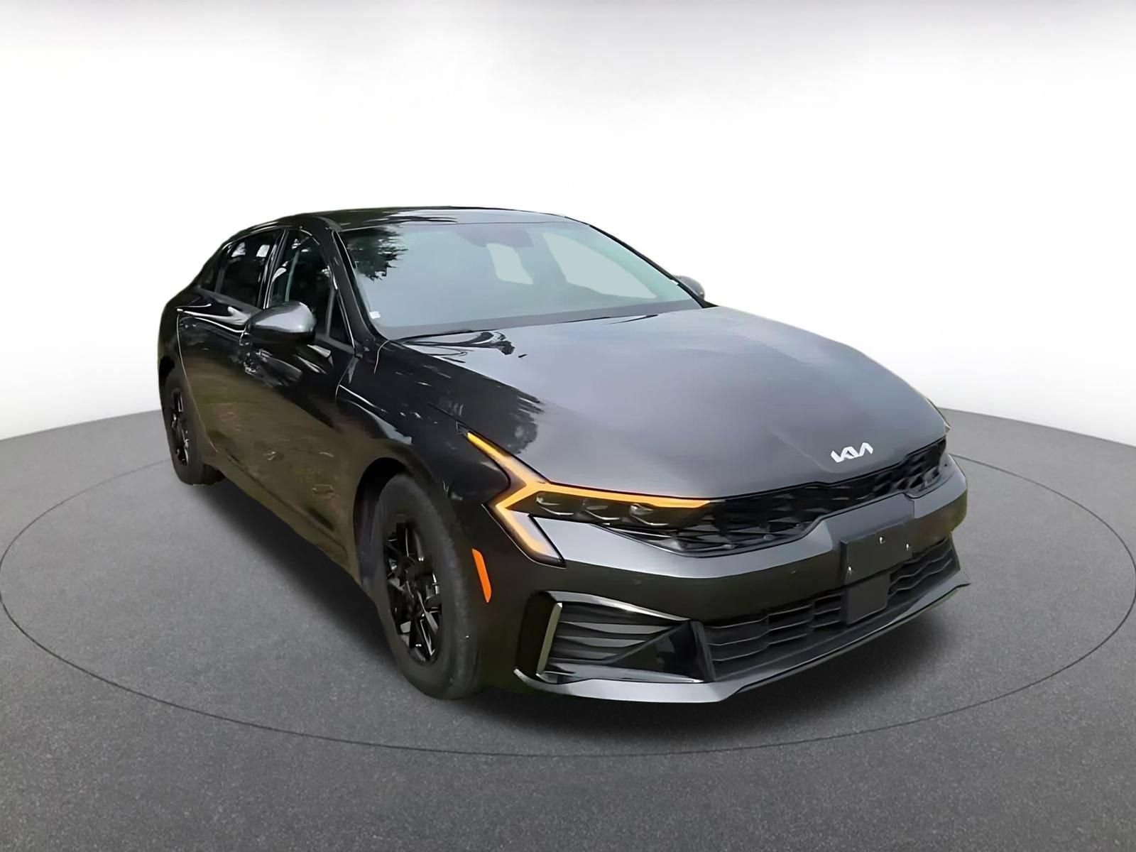 Thumbnail: 2025 Kia K5 - 3