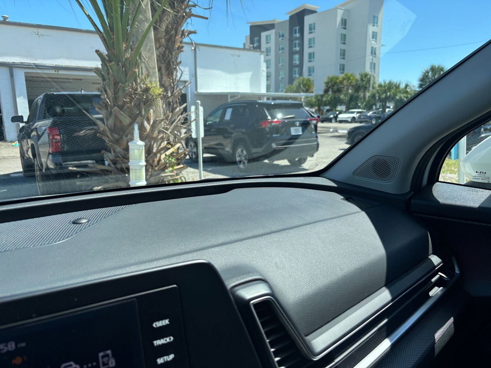 Thumbnail: 2025 Kia Sportage - 35