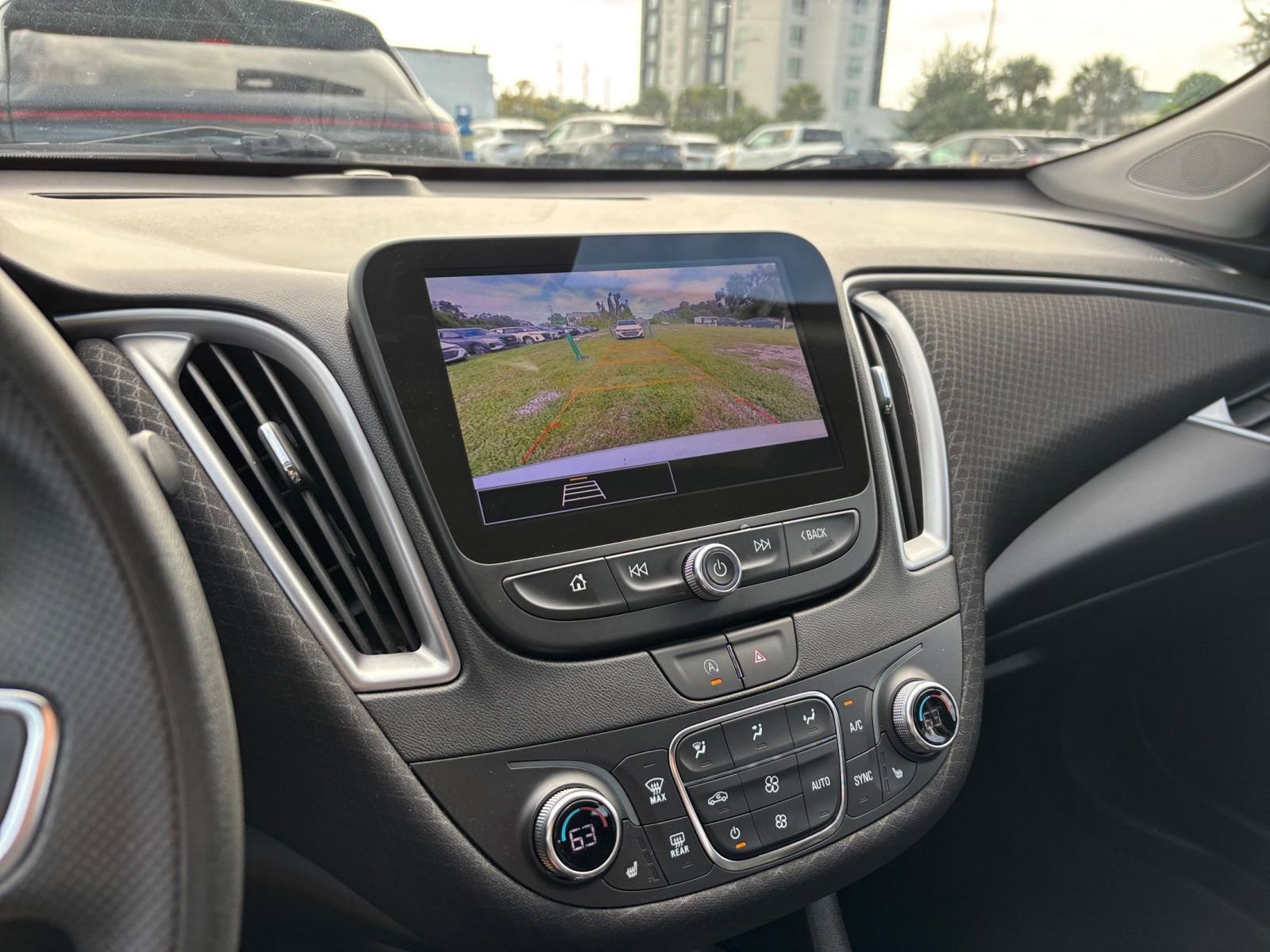 Thumbnail: 2024 Chevrolet Malibu - 17