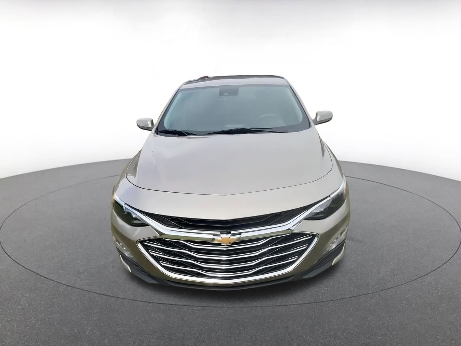 Thumbnail: 2023 Chevrolet Malibu - 4