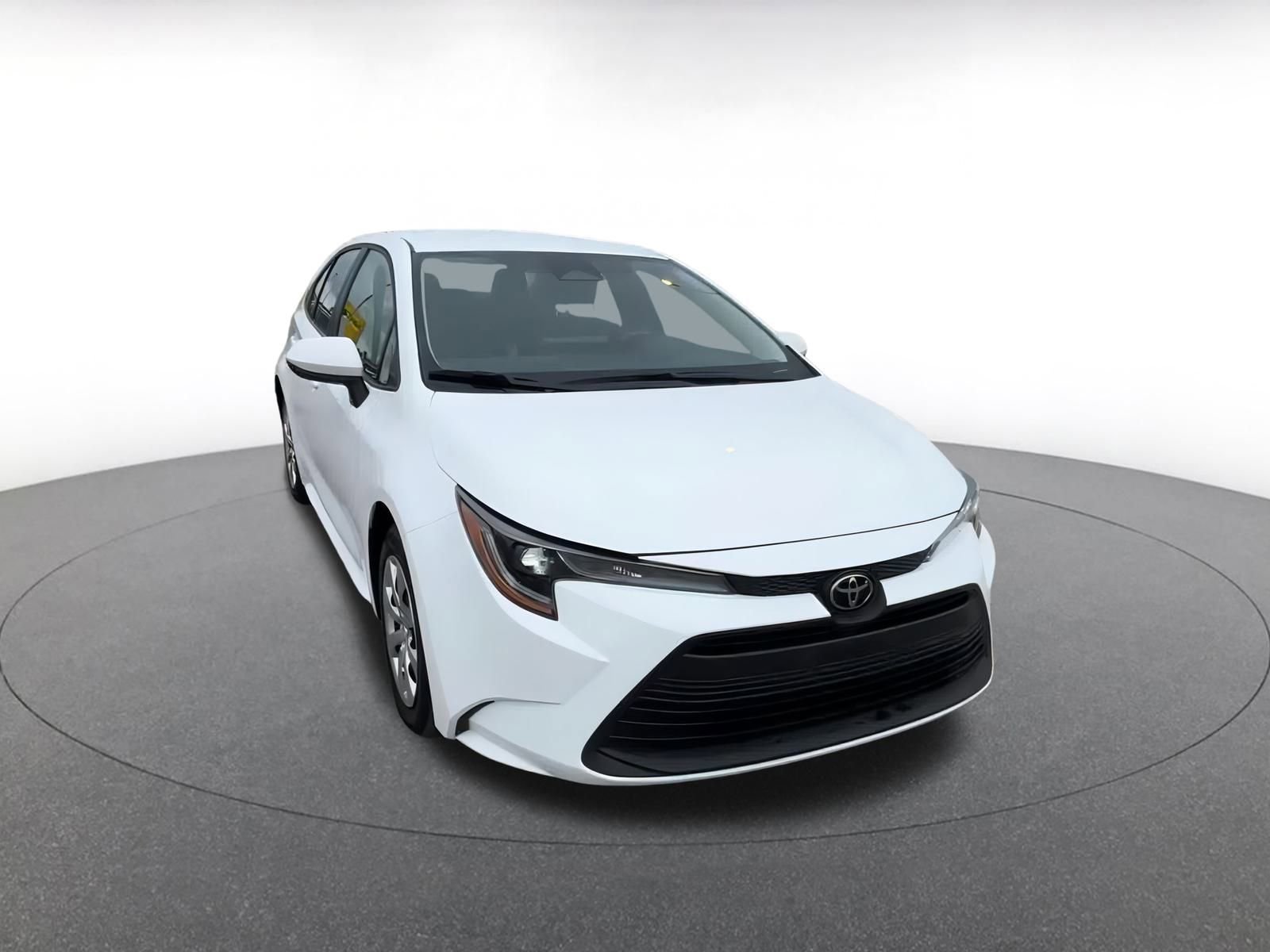 Thumbnail: 2024 Toyota Corolla - 3