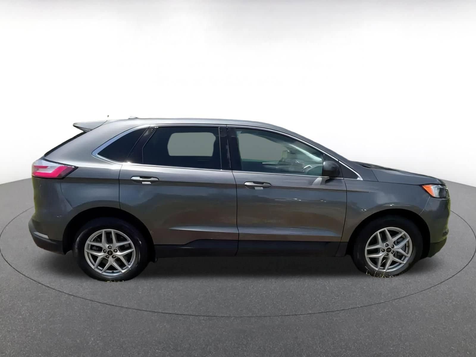 Thumbnail: 2023 Ford Edge - 16