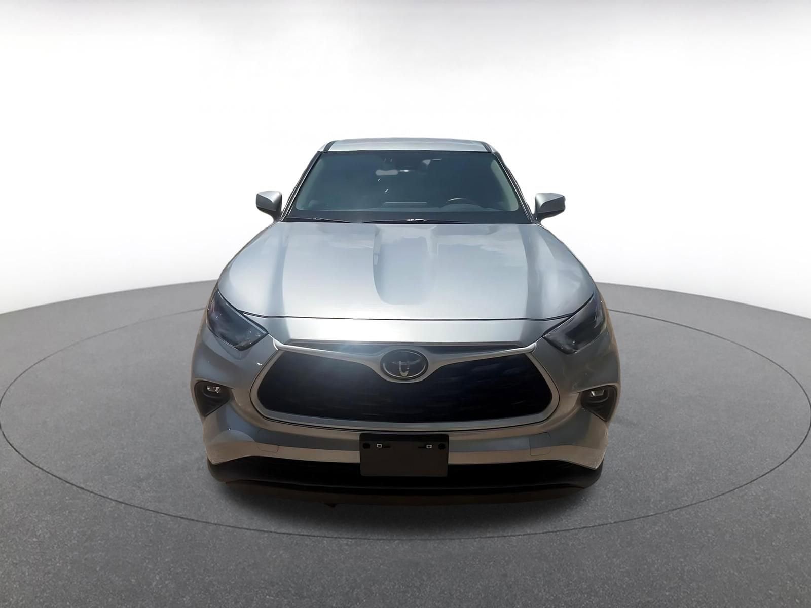 Thumbnail: 2025 Toyota Highlander - 4