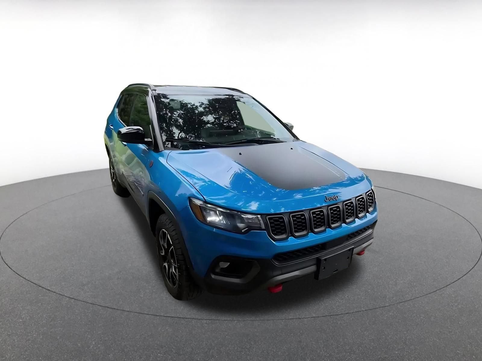Thumbnail: 2025 Jeep Compass - 3