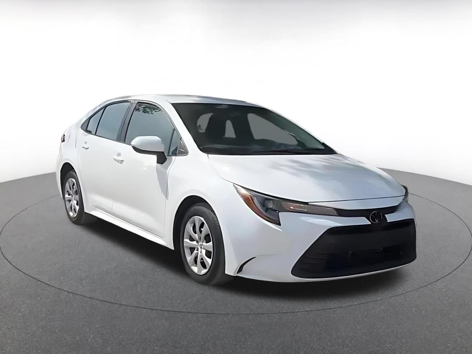 Thumbnail: 2025 Toyota Corolla - 2