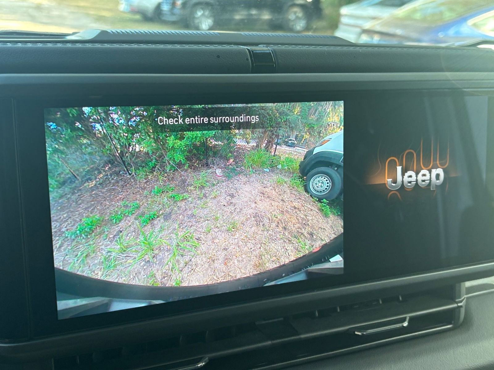 Thumbnail: 2025 Jeep Wrangler - 17