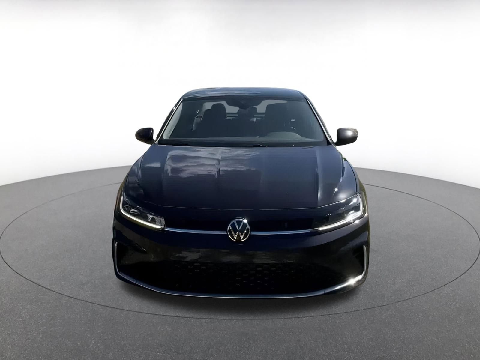 Thumbnail: 2025 Volkswagen Jetta - 3