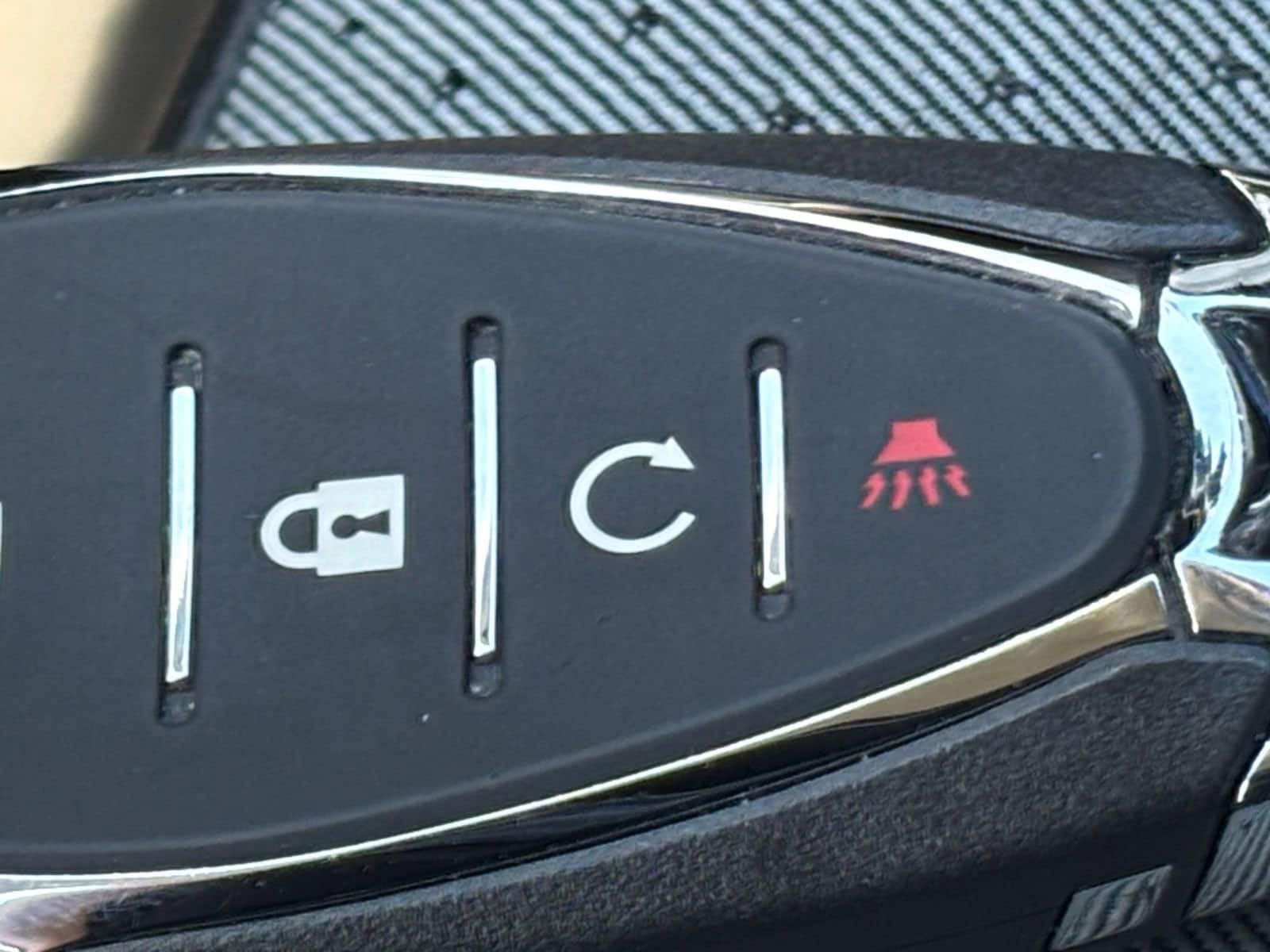 Thumbnail: 2025 Chevrolet Trax - 25