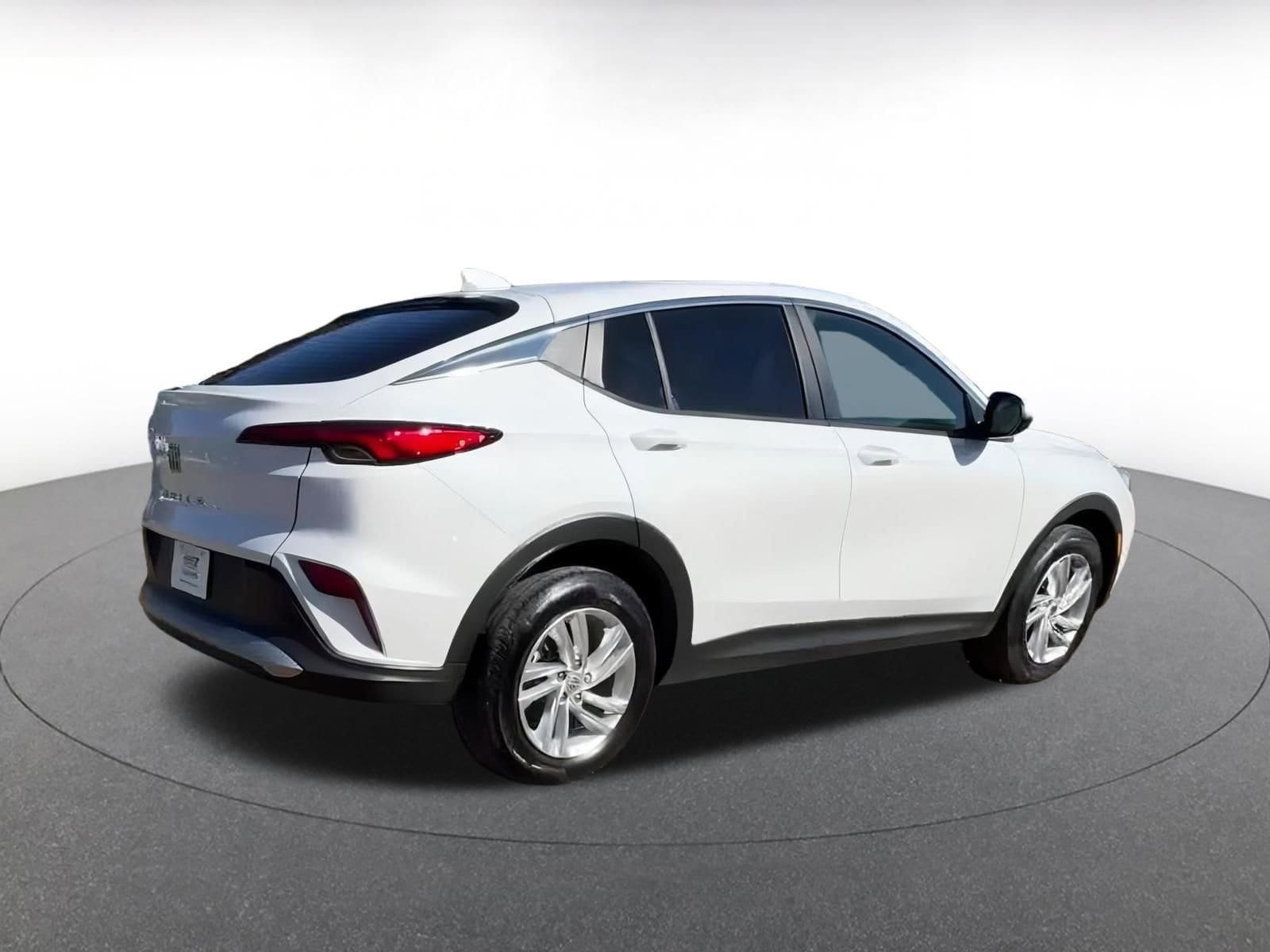 Thumbnail: 2025 Buick Envista - 14