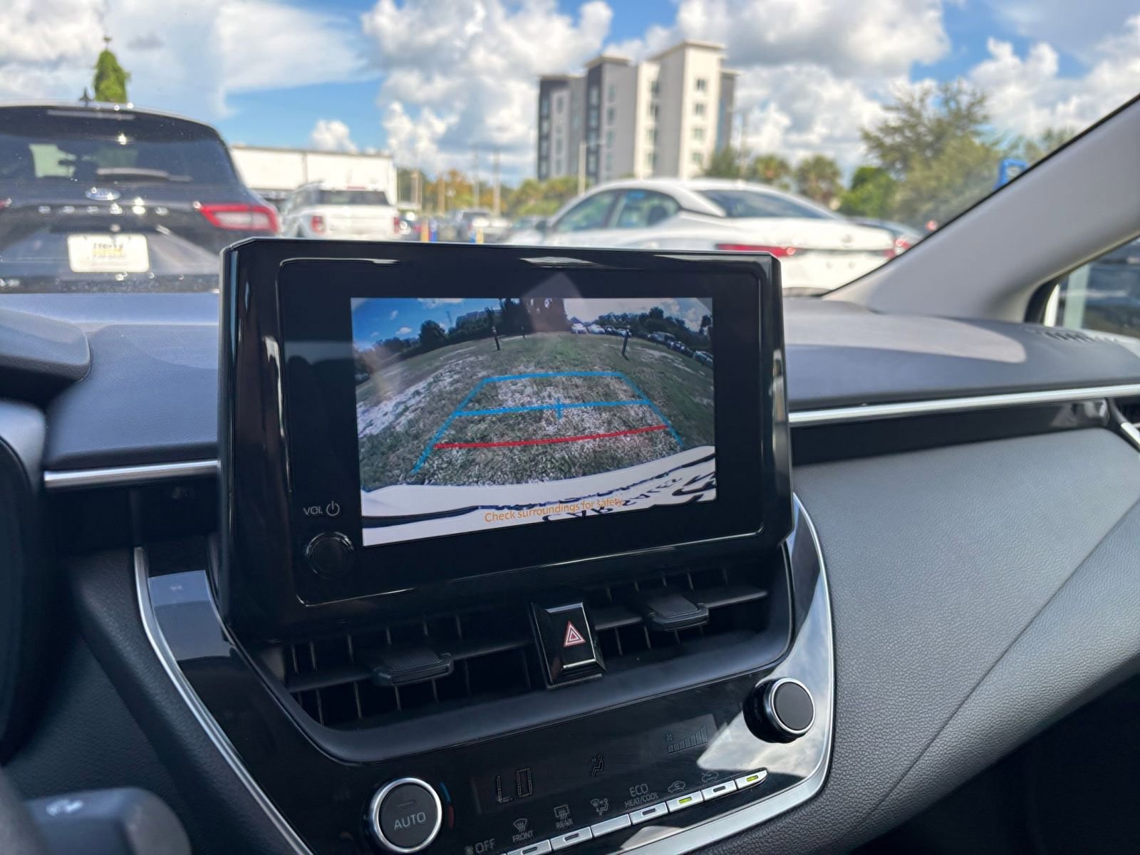 Thumbnail: 2024 Toyota Corolla - 18