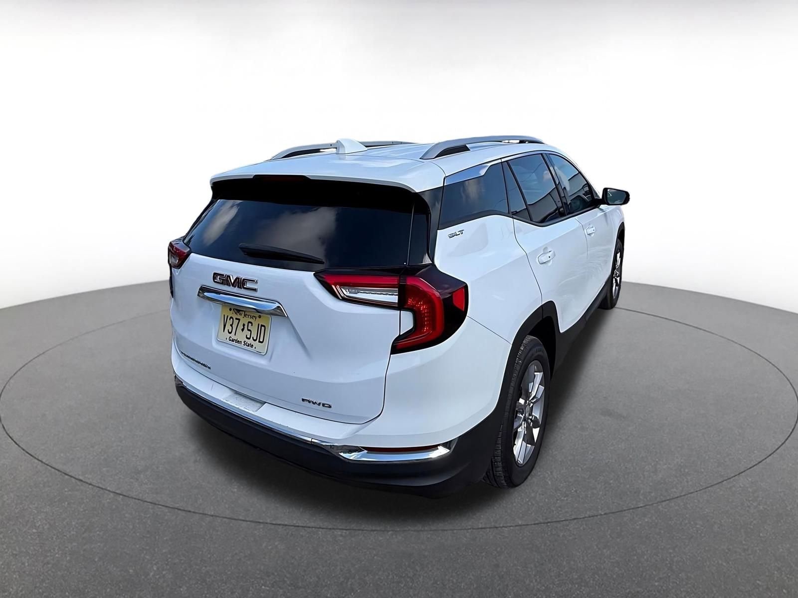 Thumbnail: 2024 GMC Terrain - 6