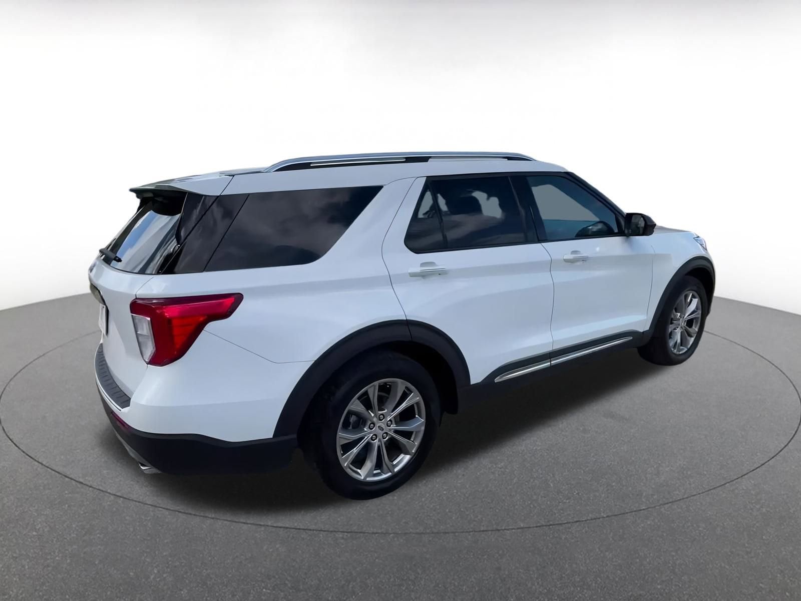 Thumbnail: 2023 Ford Explorer - 15