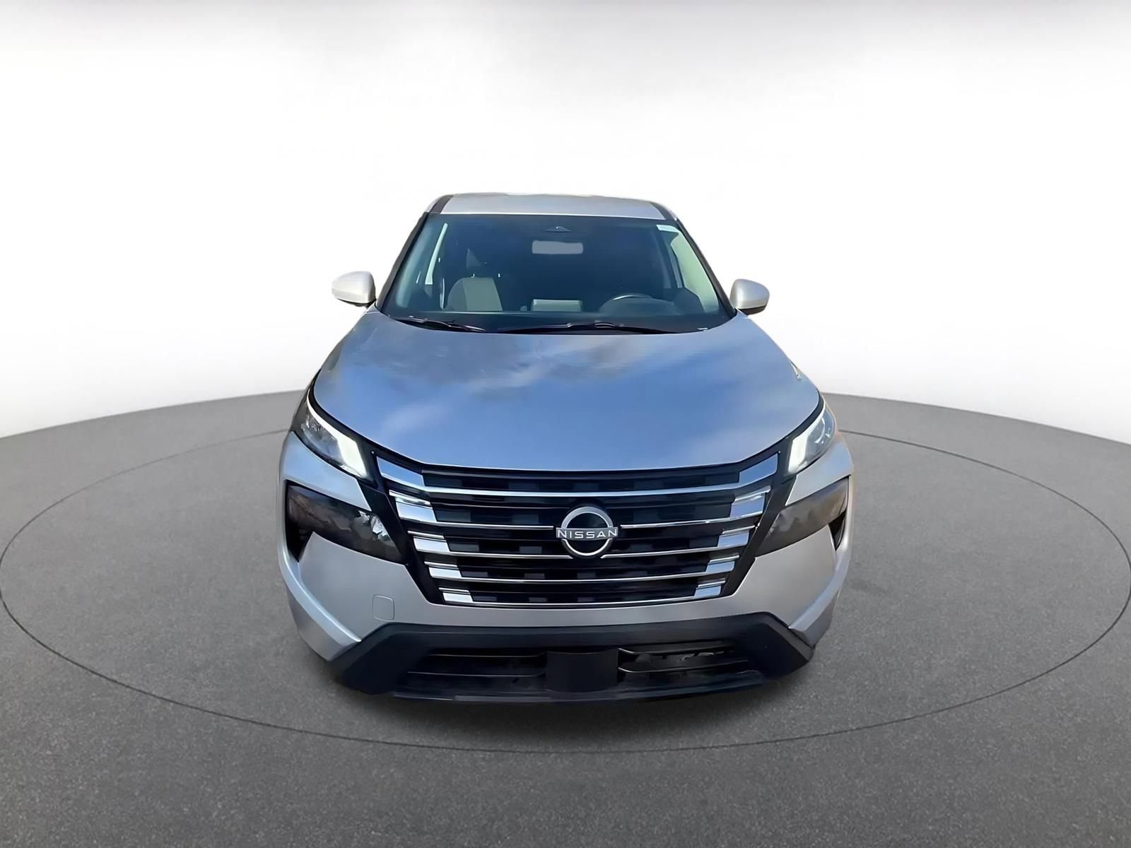 Thumbnail: 2025 Nissan Rogue - 4