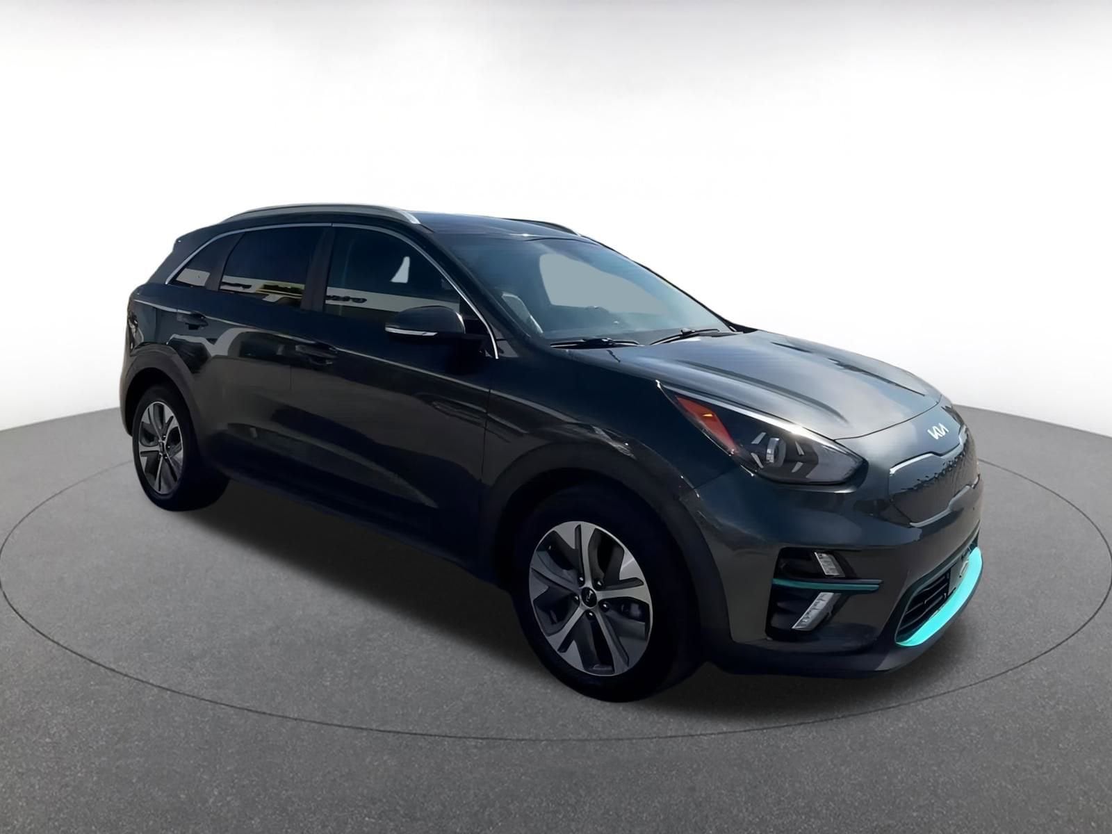 Thumbnail: 2022 Kia Niro - 2