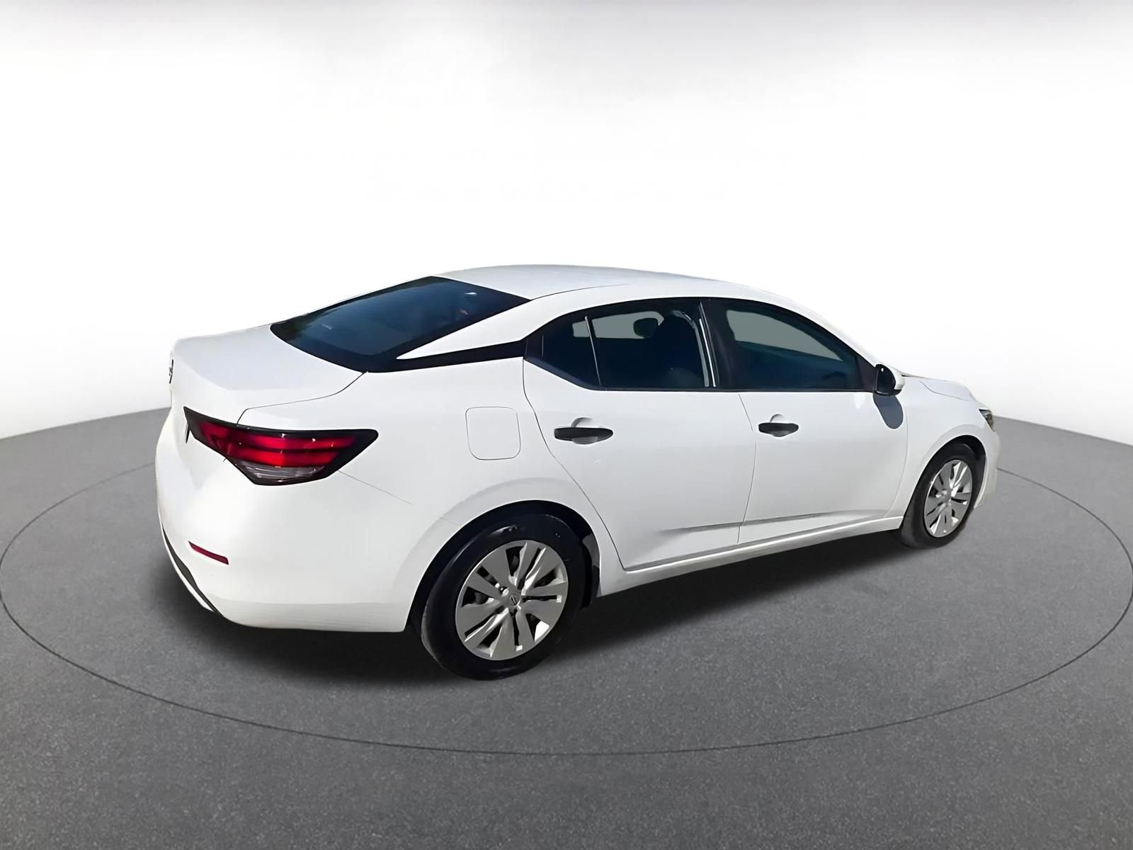 Thumbnail: 2025 Nissan Sentra - 15