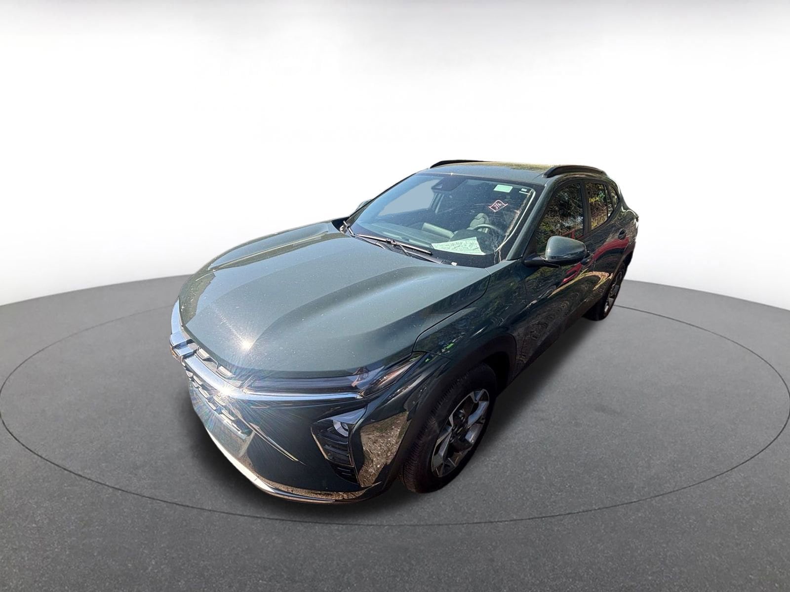 Thumbnail: 2025 Chevrolet Trax - 3