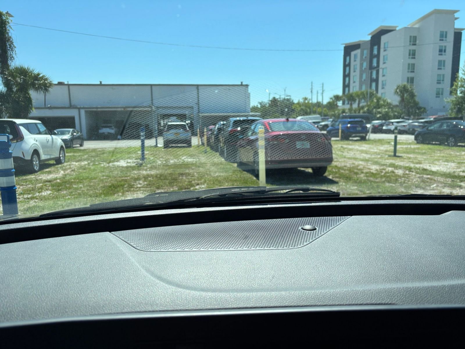 Thumbnail: 2025 Kia Sportage - 17