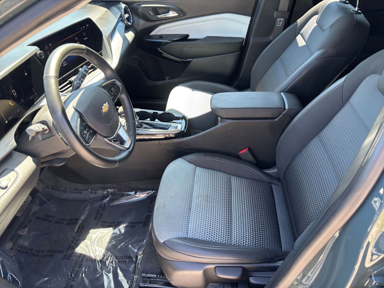 Thumbnail: 2025 Chevrolet Trax - 28