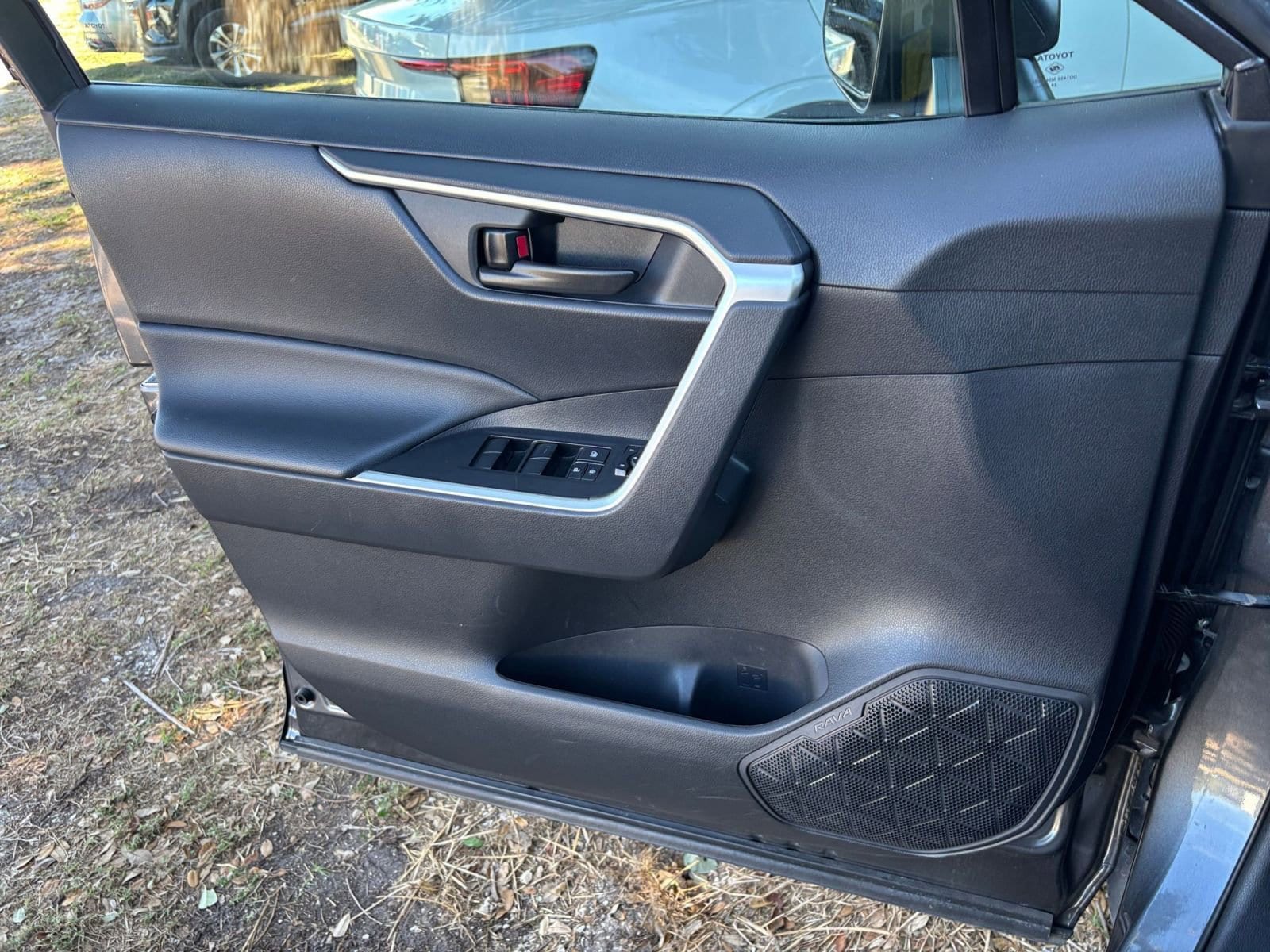 Thumbnail: 2025 Toyota RAV4 - 20